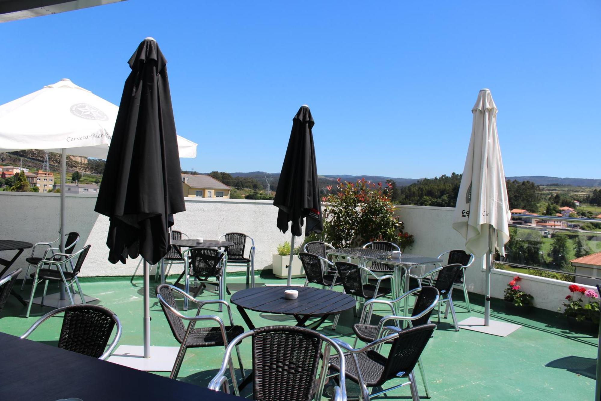 Hotel As Camelias 2*
